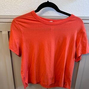 Lululemon classic fit cotton blend t shirt size 8